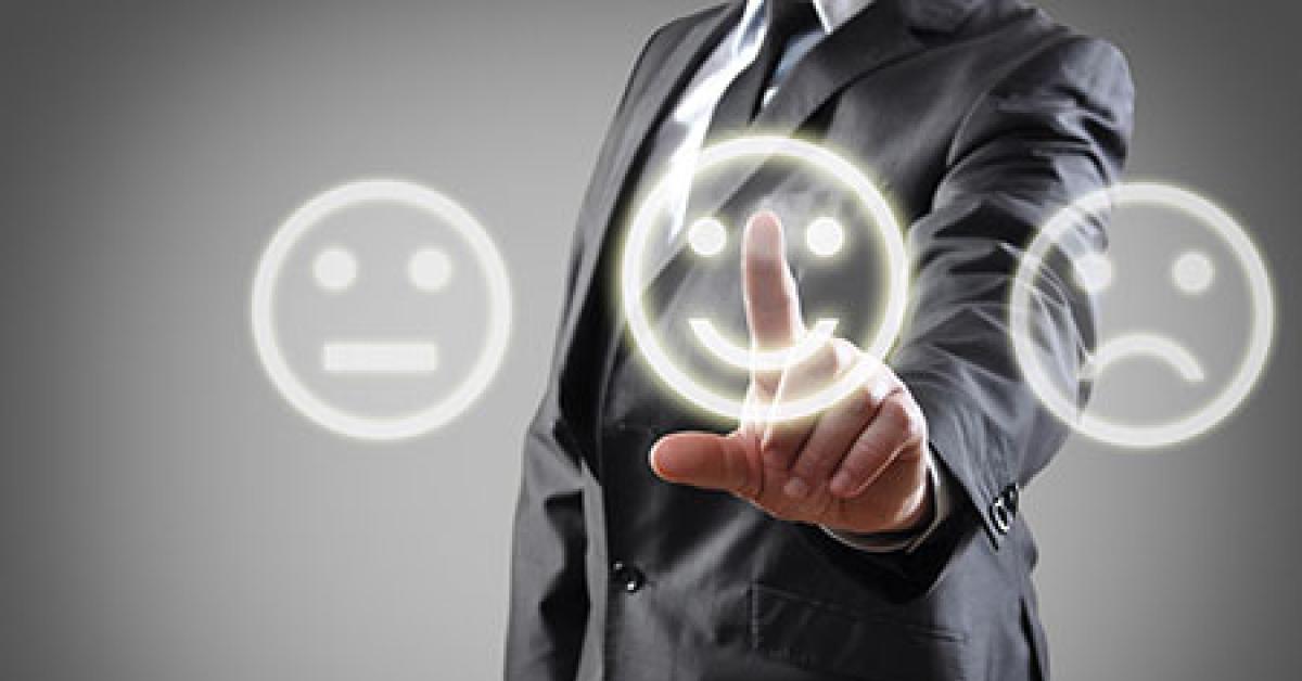 10078 00188 businessman web