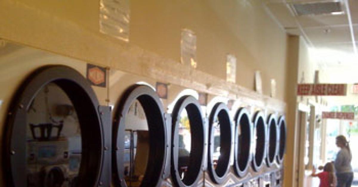 Sudz Yur Dudz Dryer Aisle