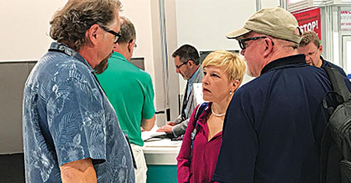 bonnie hanson at cla booth img 3699 web