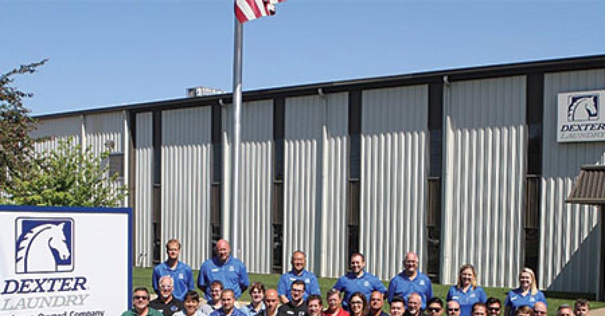 dexter university summer grads web