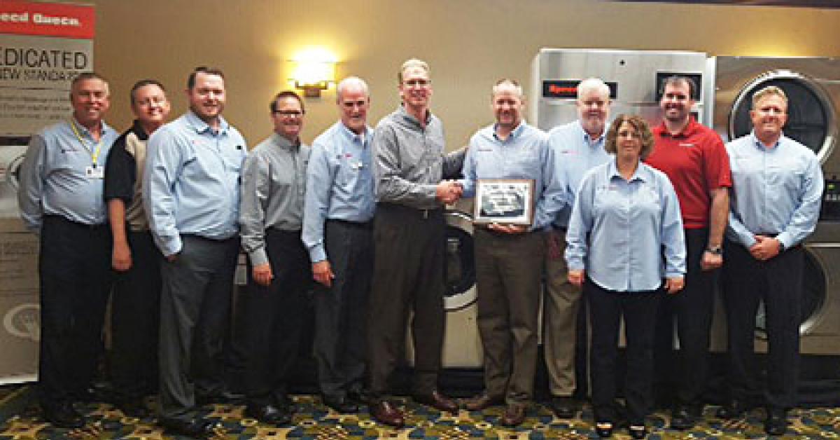 keewes 2015 distributor of the year web