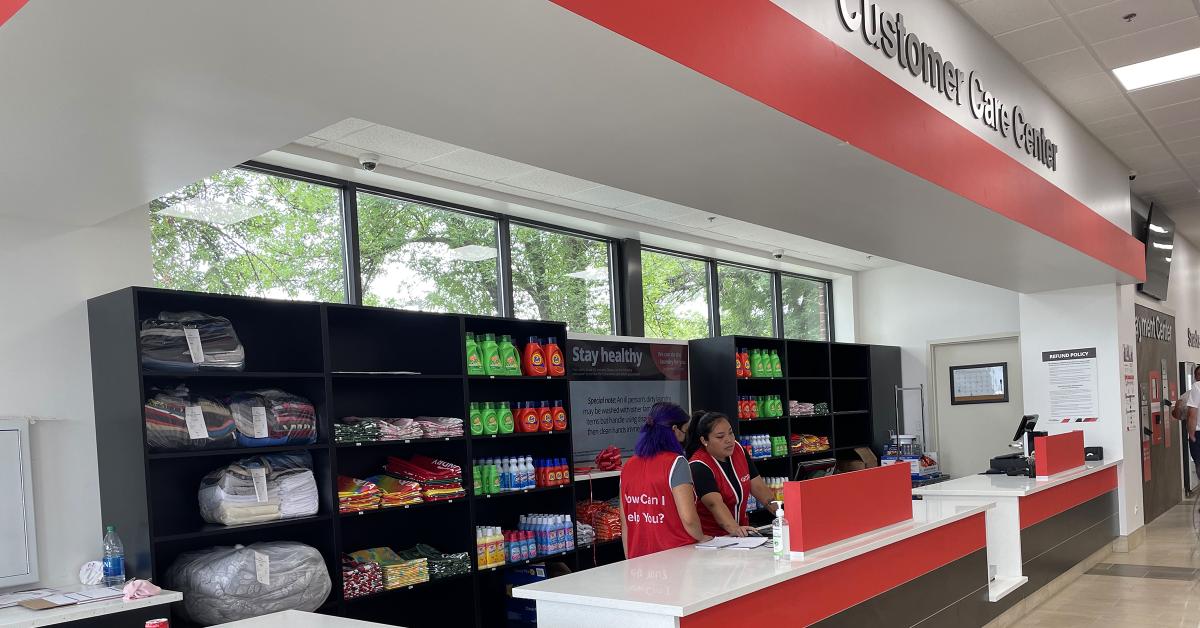Chicago Welcomes 1st Speed Queen Laundry Franchisee