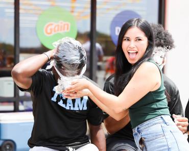 Tide Laundromat Opens First Texas Location