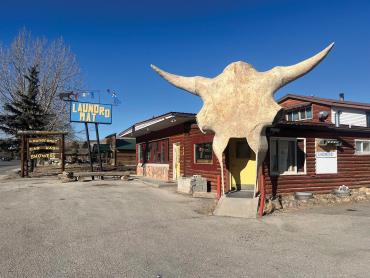 Wyoming Laundromat Welcomes Contemporary Art Exhibition