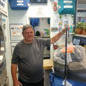 Marketing Wash-Dry-Fold Services to a Busy Crowd